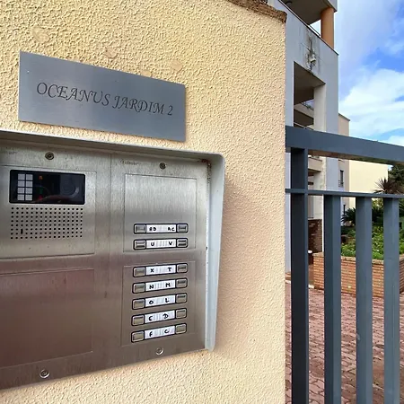 Sunny Style With Pool By Homing דירה