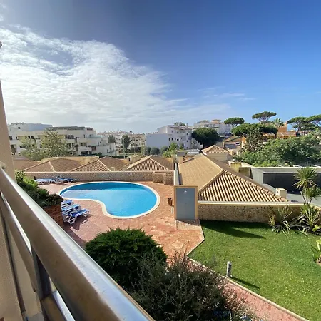 Appartement Sunny Style With Pool By Homing